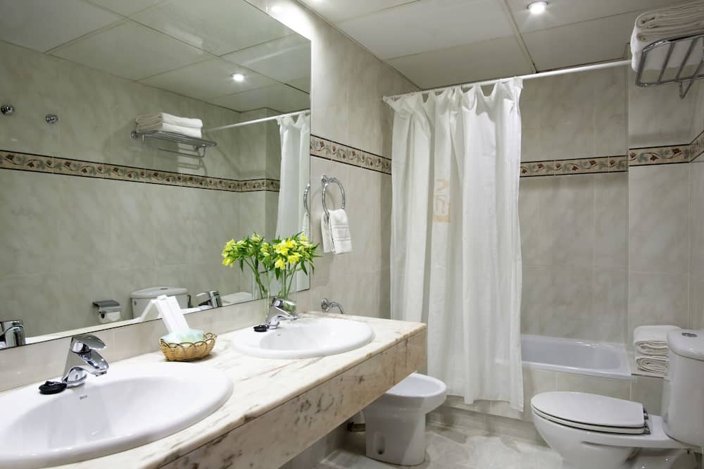 ガウディ ホテル 写真