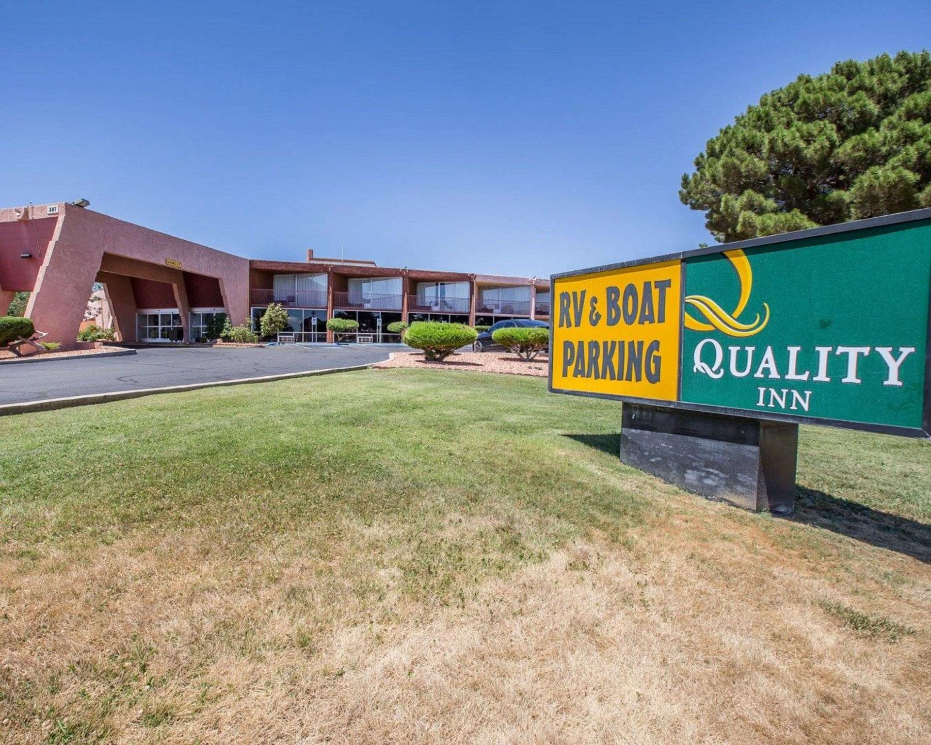 クオリティ イン アット レイク パウエル 写真