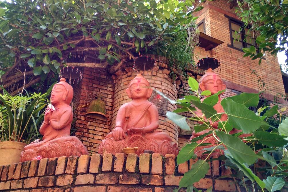 ホテル バラ 写真