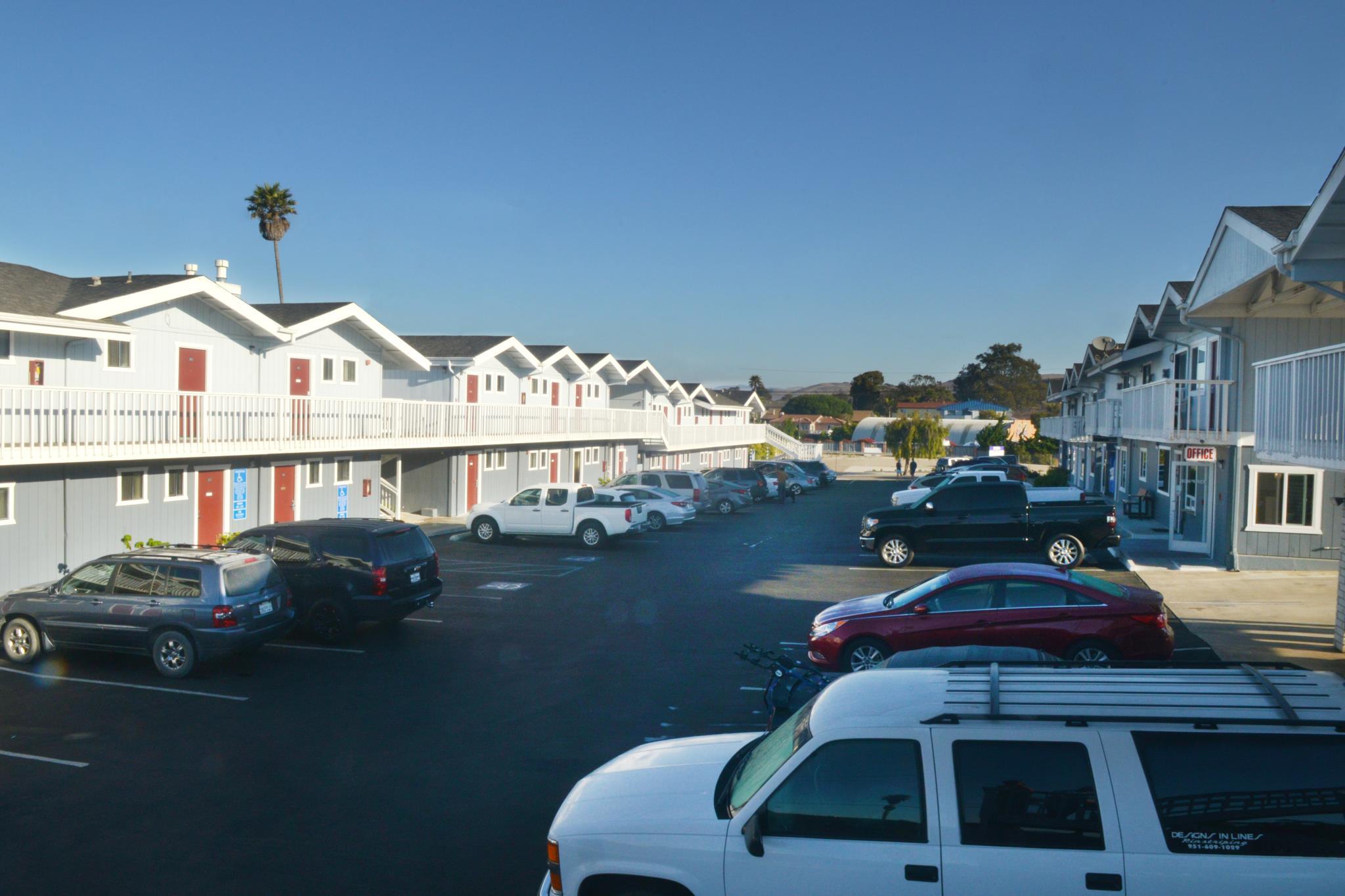 ハーバー ハウス イン モロ ベイ 写真