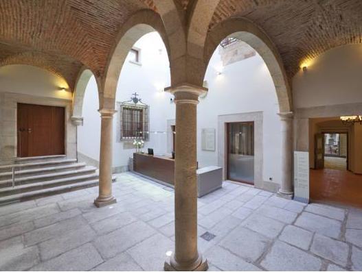 パラドール カセレス 写真