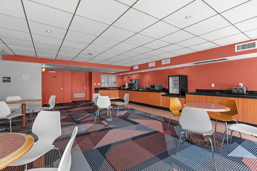 ヴァガボンド イン エグゼクティブ オールド タウン 写真