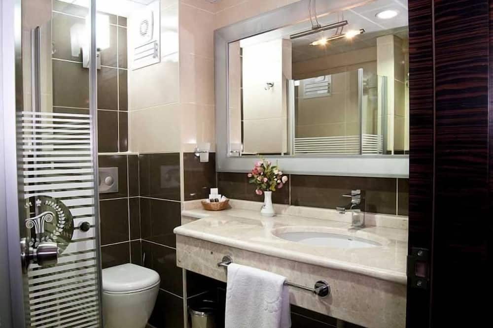 ツーリスト ホテル 写真