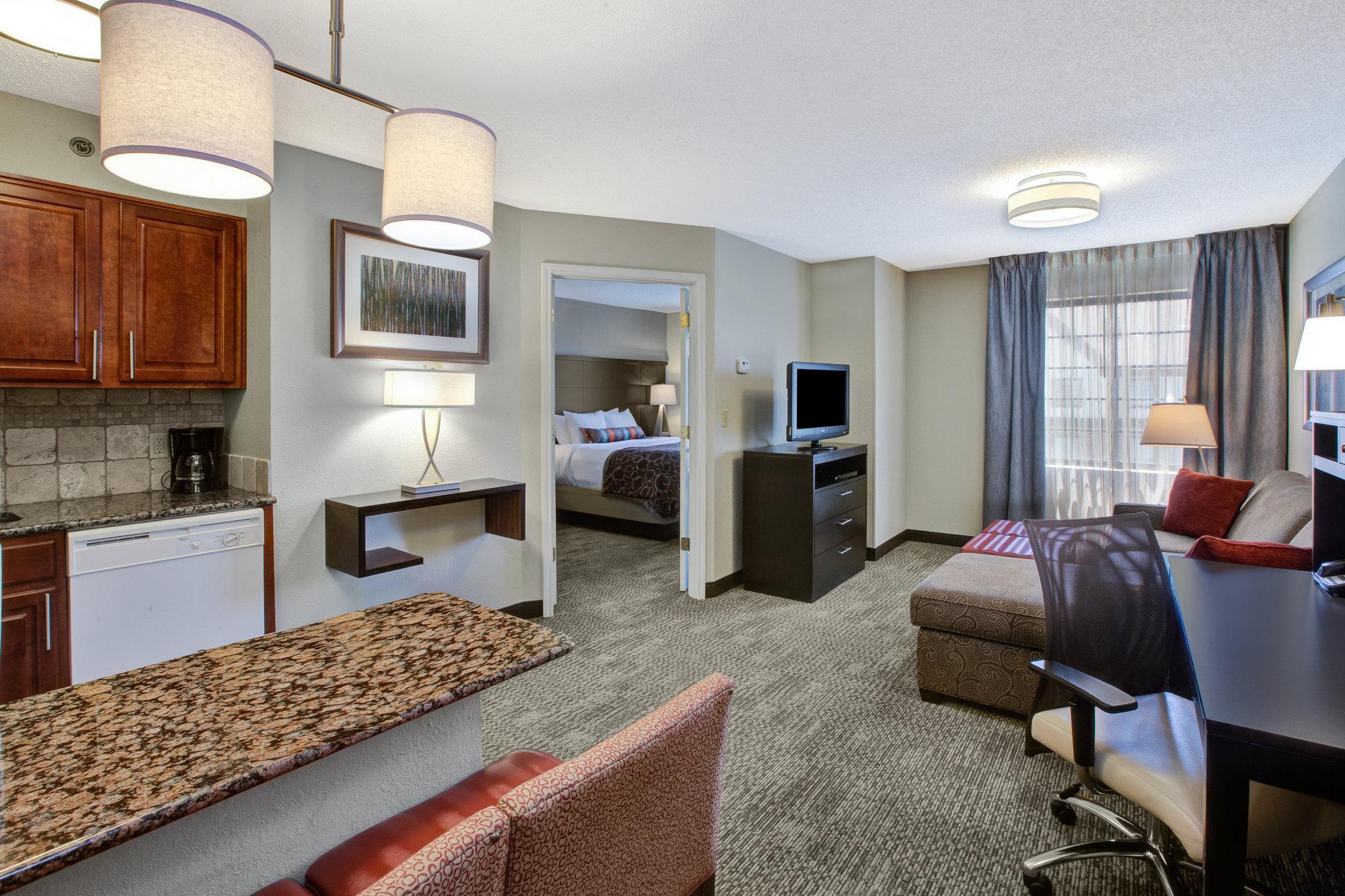 Staybridge Suites Louisville - East By IHG 写真
