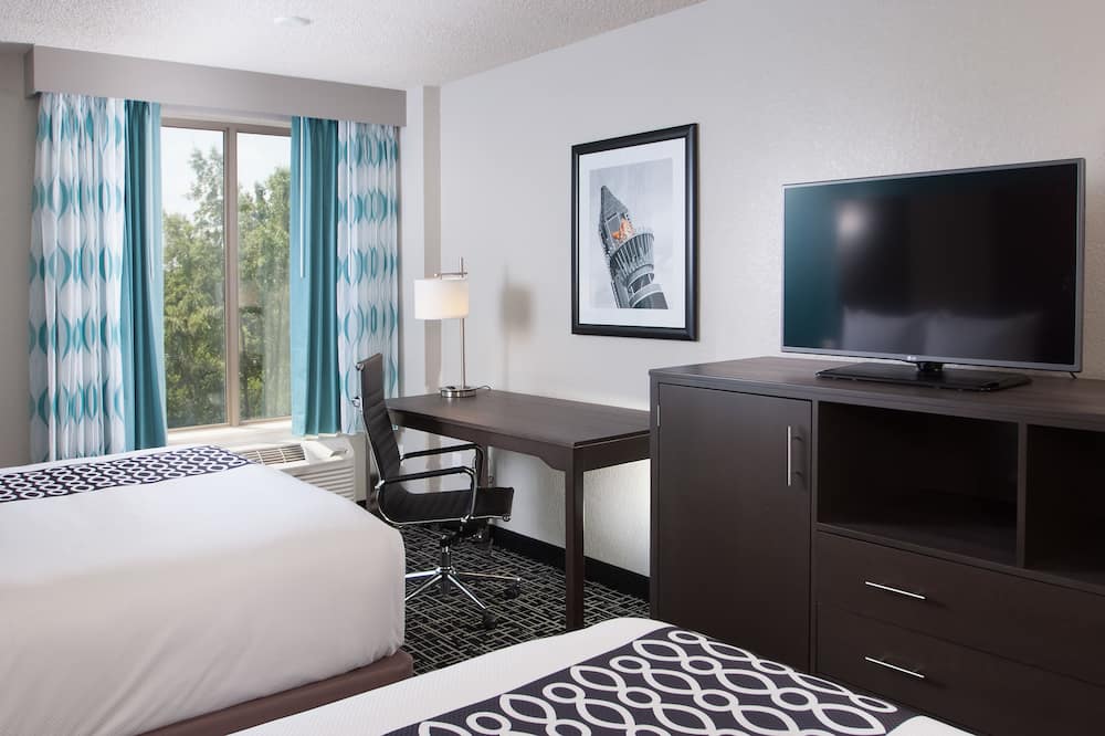 ラ キンタ イン & スイーツ バイ ウィンダム アトランタ エアポート ノース 写真