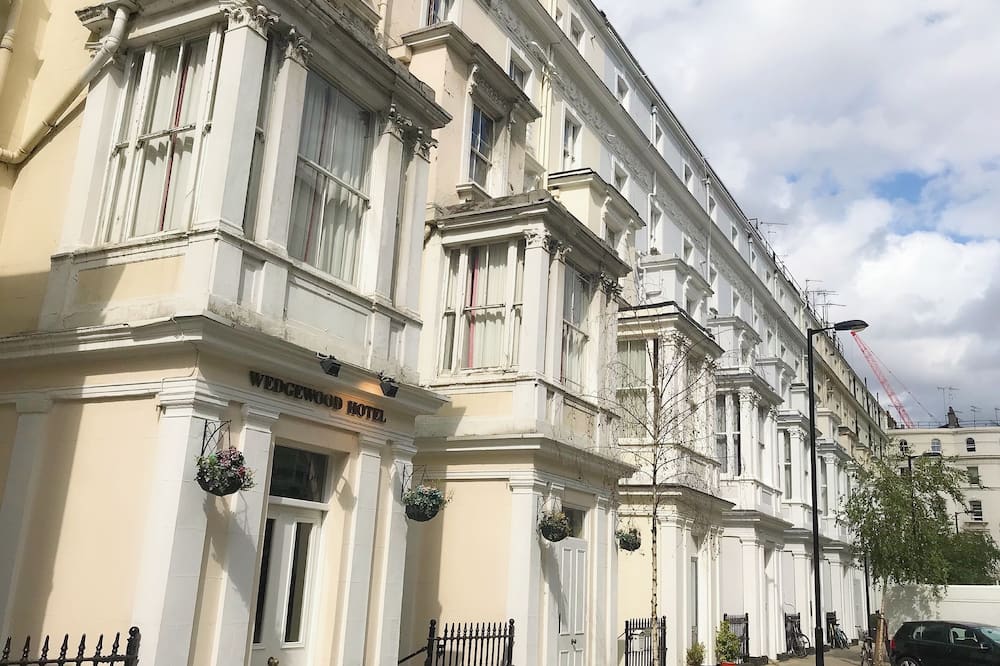 ウェッジウッド ホテル 写真