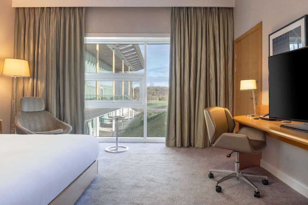 ヒルトン アット セント ジョージズ パーク バートン アポン トレント 写真