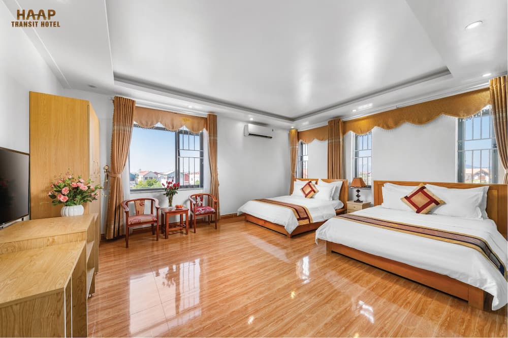 ハープ トランジット ホテル 写真