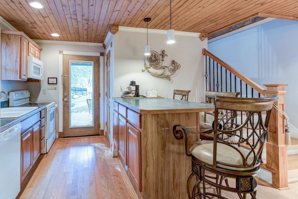 クオリティ イン クリークサイド - ダウンタウン ガットリンバーグ 写真