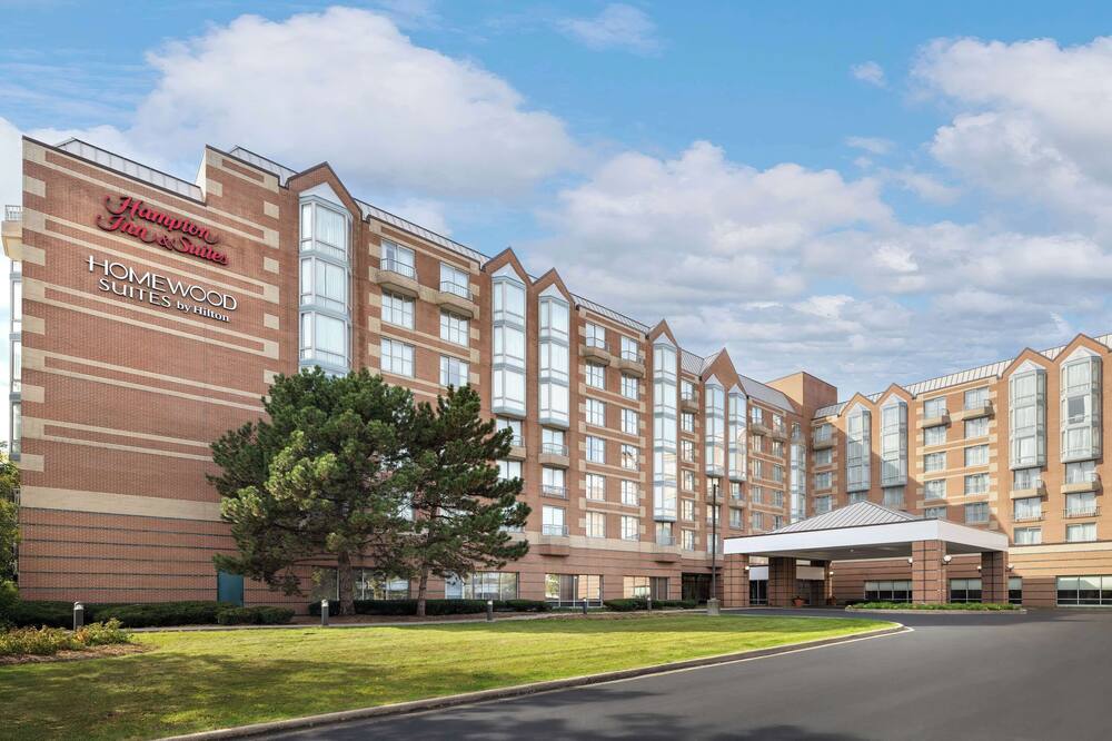 ハンプトンイン＆スイーツダウナーズグローブシカゴ 写真