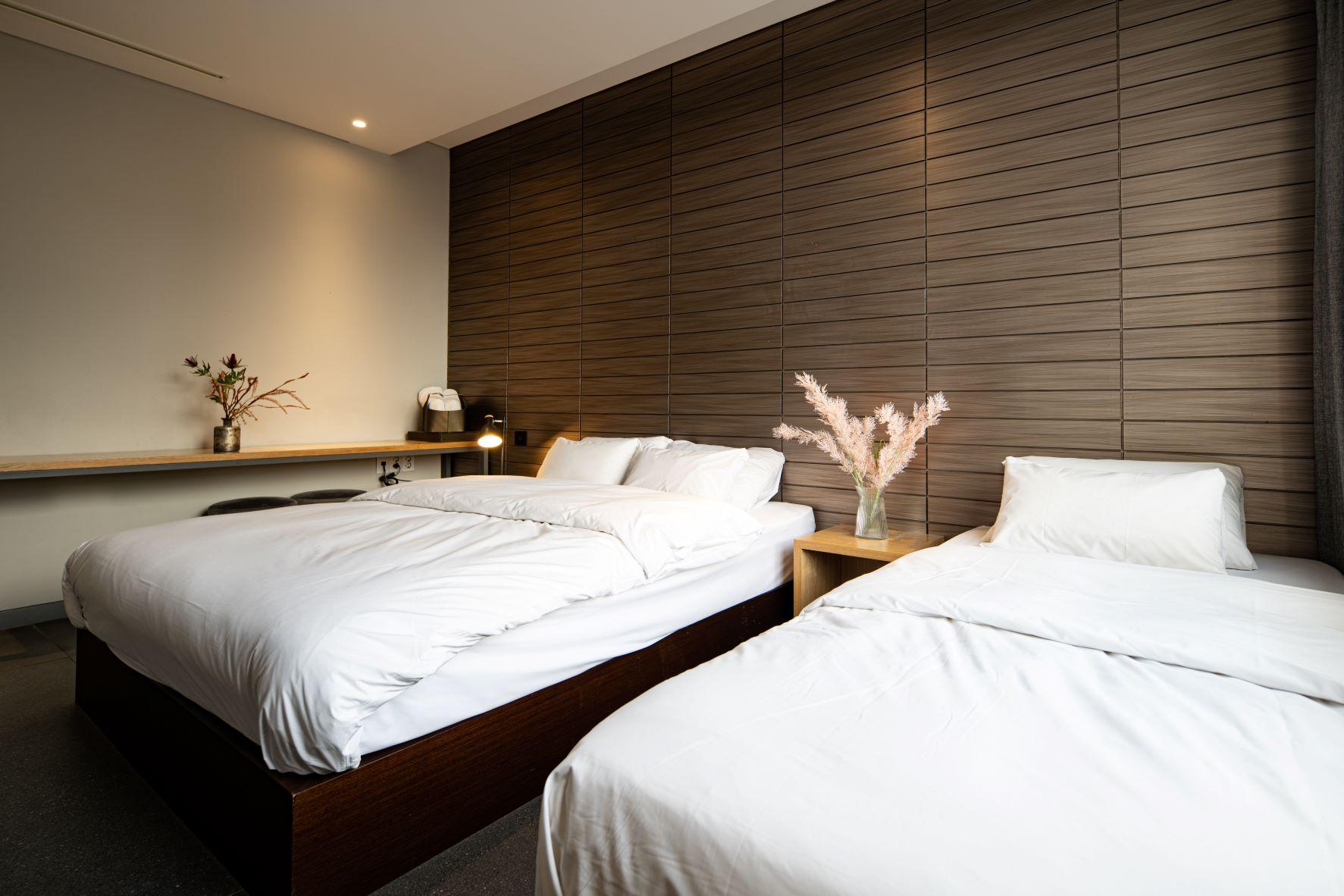 ホテル ザ デザイナーズ ホンデ 写真