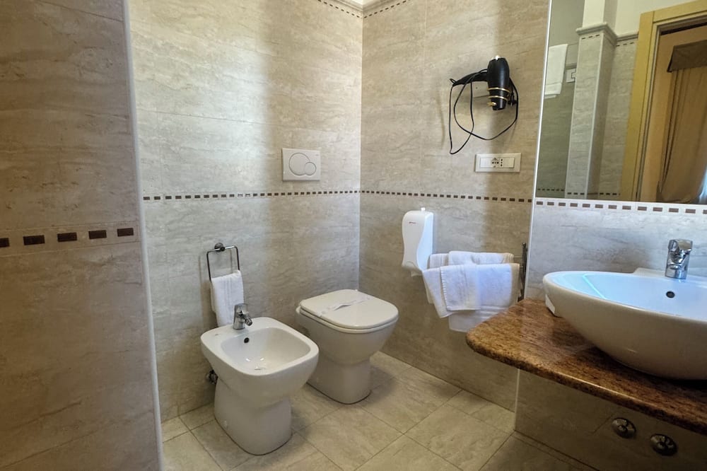 カ デイ ポロ 写真