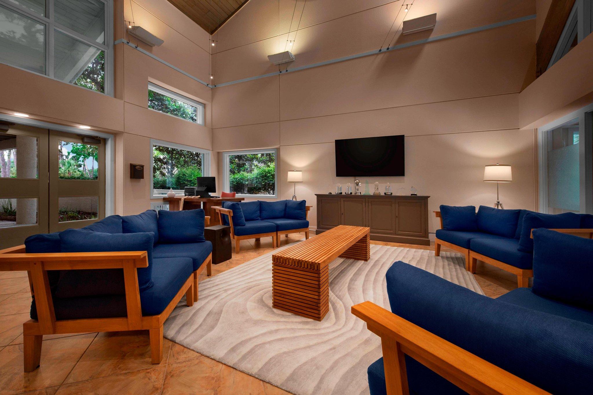 マリオッツ モナーク アット シー パインズ 写真