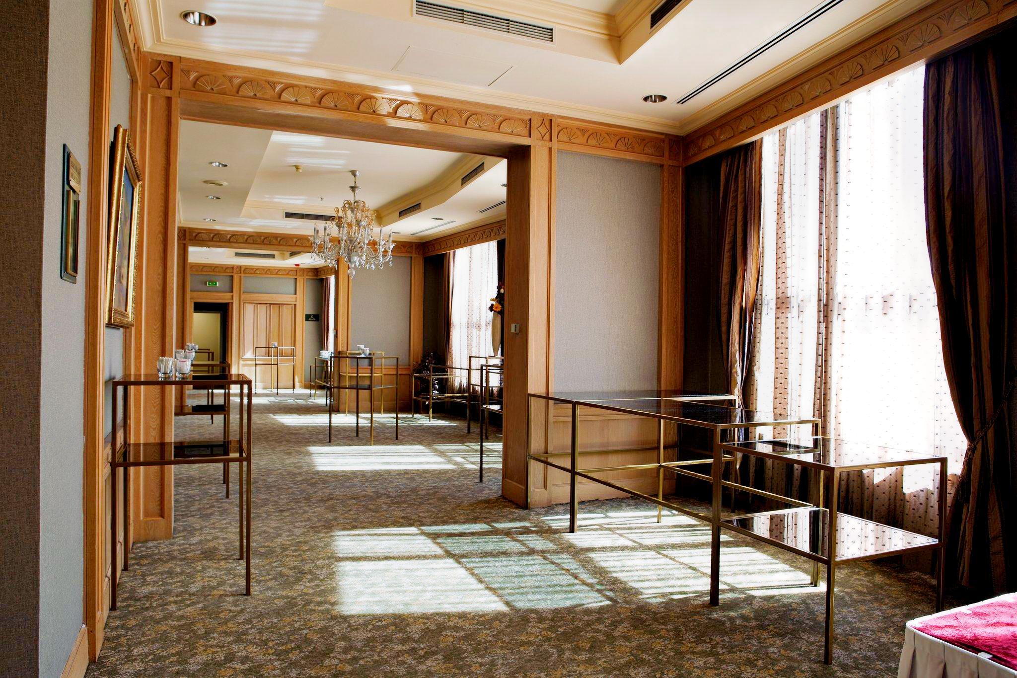 インターコンチネンタル アルマトイ バイ IHG 写真