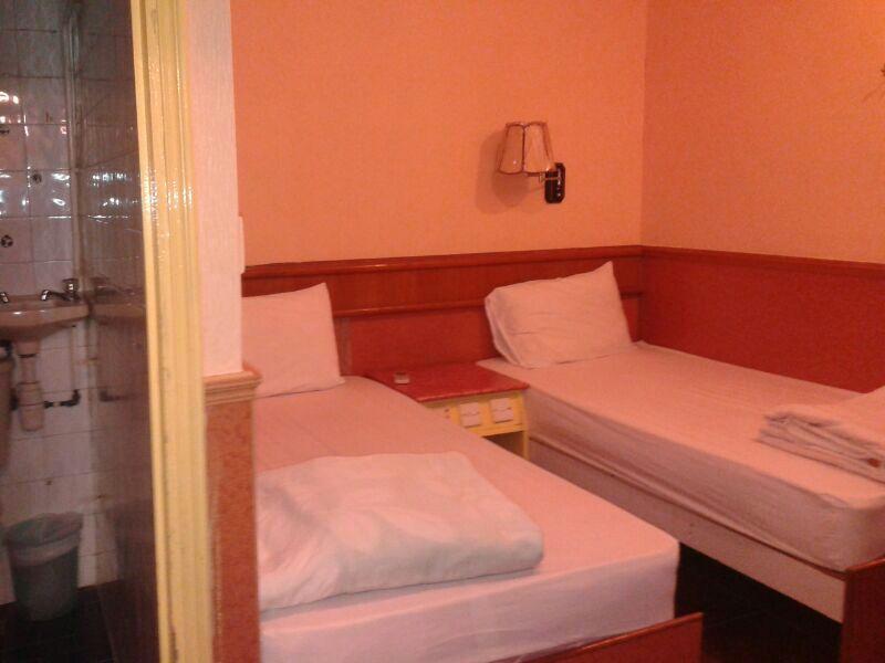 九龍ニュー ホステル (九龍新酒店) 写真