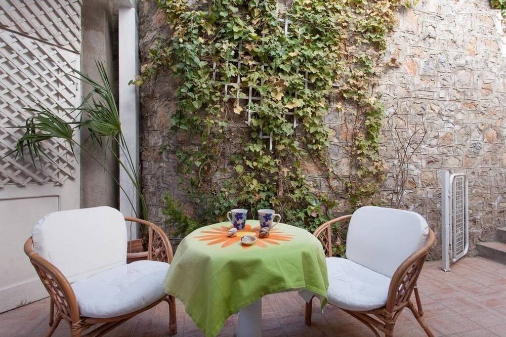 アパートメンツ コスタ 写真