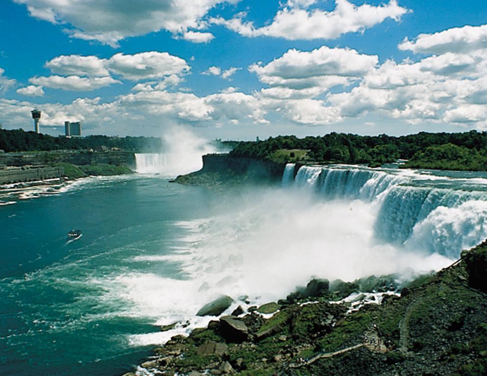 アダムス マーク バッファロー グランド ホテル 写真