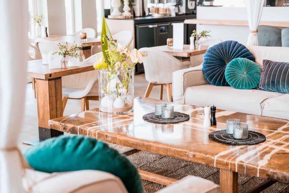 アレキサンダー ホテル 写真