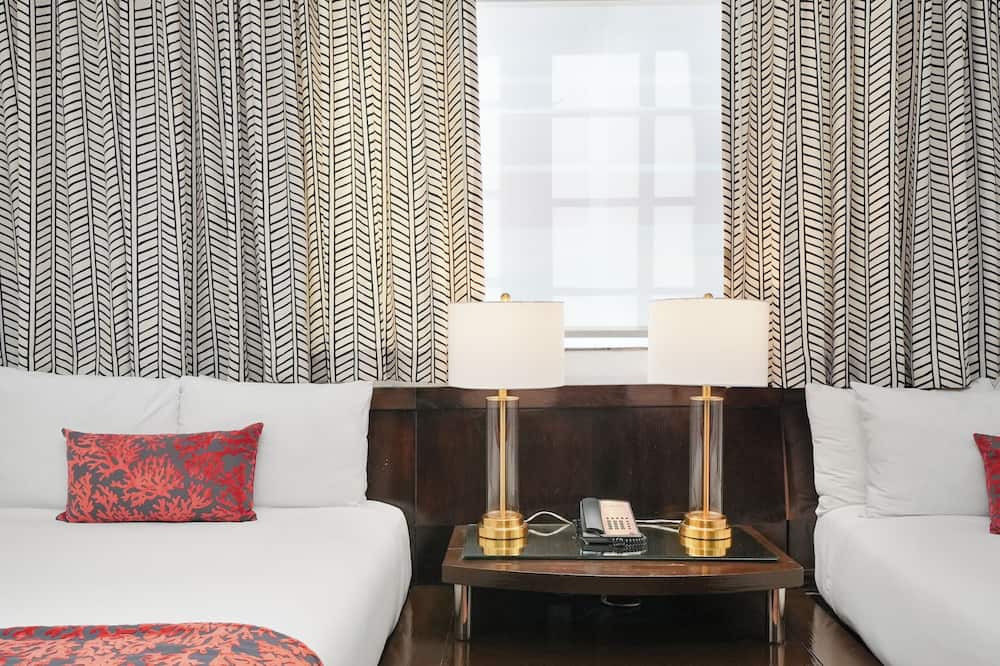 ホテル チェルシー 写真