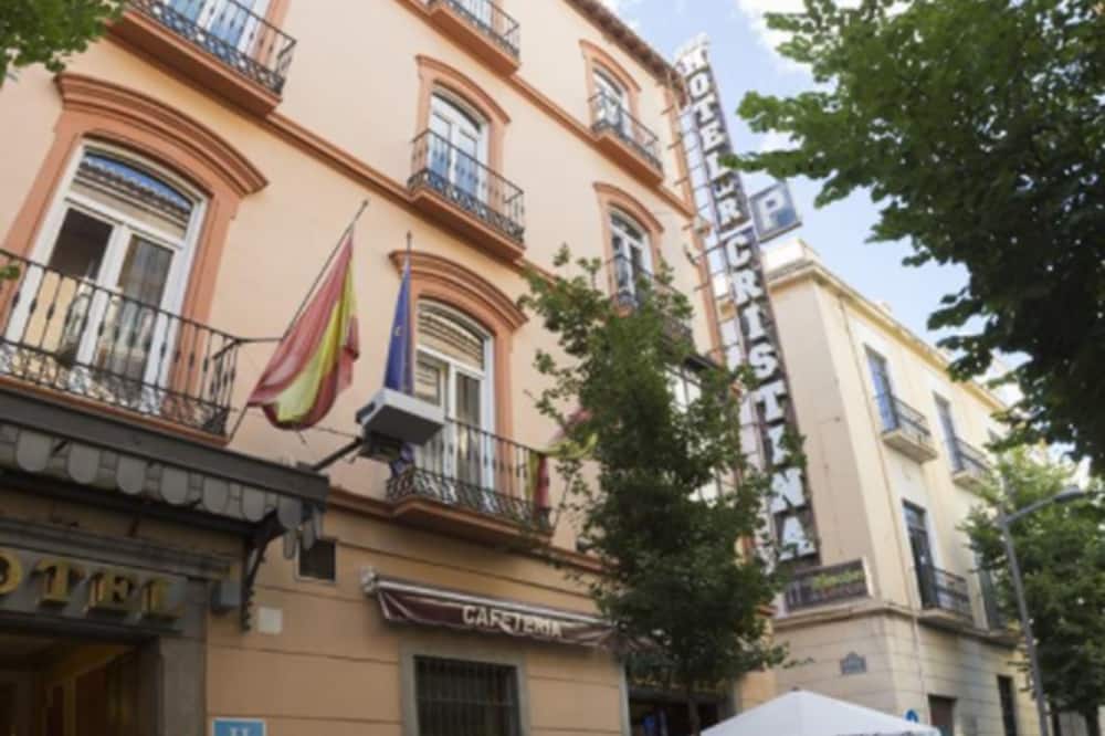 レイナ クリスティーナ ホテル 写真