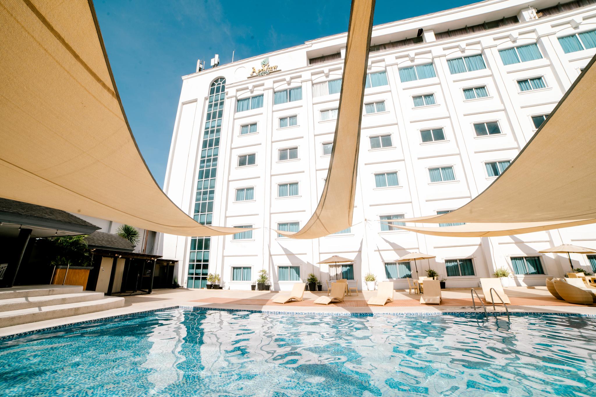 ザ アポ ビュー ホテル 写真