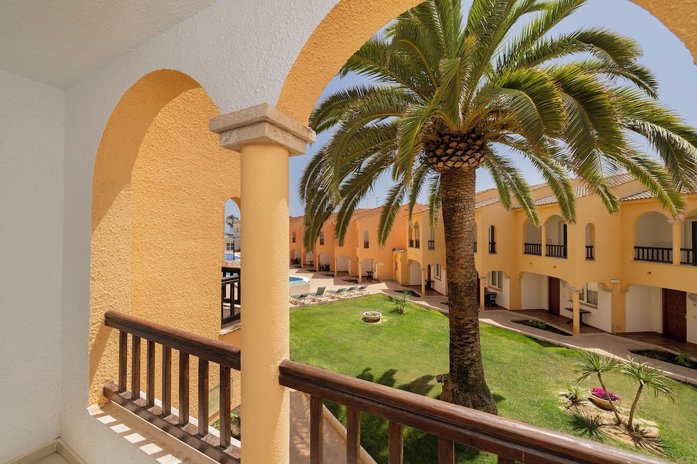 アパルタメントス トゥリスティコス ハルディネス デル プラザ 写真