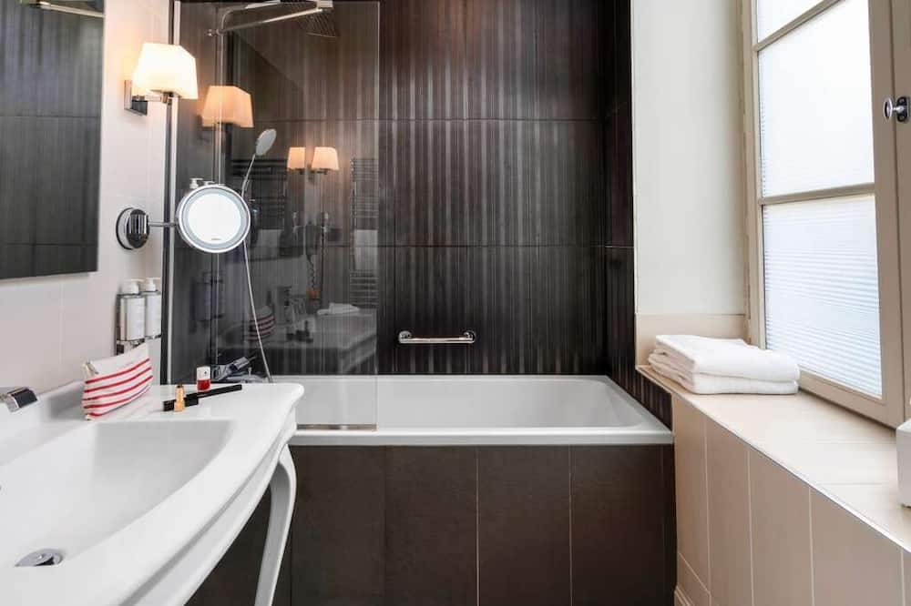 ル スタンダール プラス ヴァンドーム ホテル パリ エムギャラリー コレクション 写真