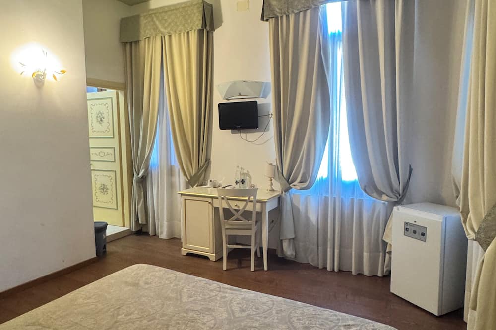 カ デイ ポロ 写真