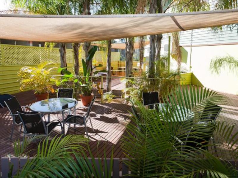 アリス オン トッド 写真