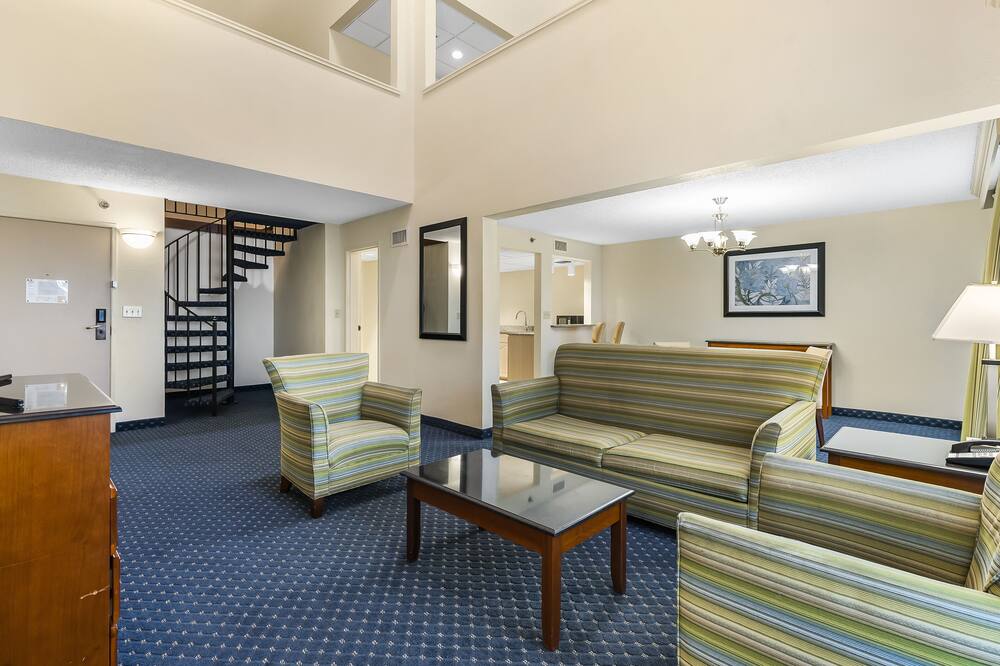 Thousand Hills Resort Hotel 写真