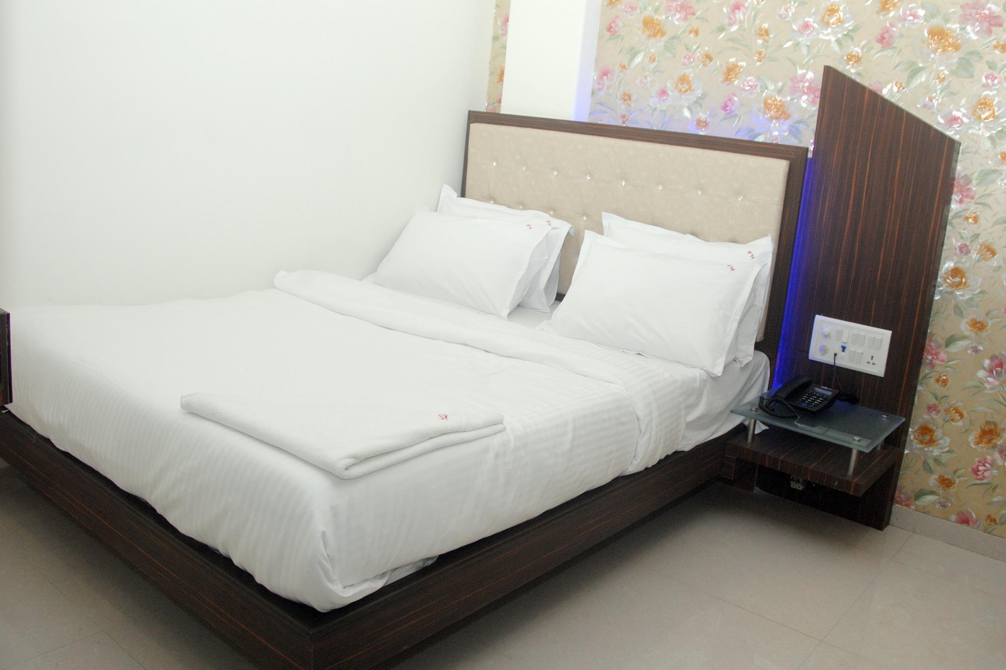 ホテル サンジャリー パレス 写真