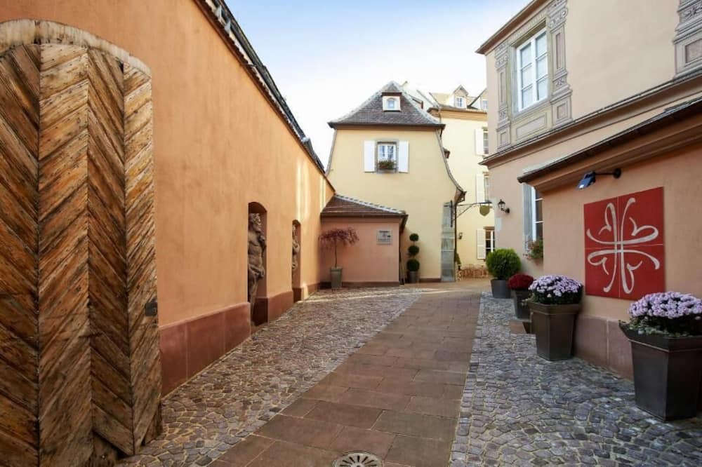 ホテル ＆ スパ ル ブクリア ドール 写真