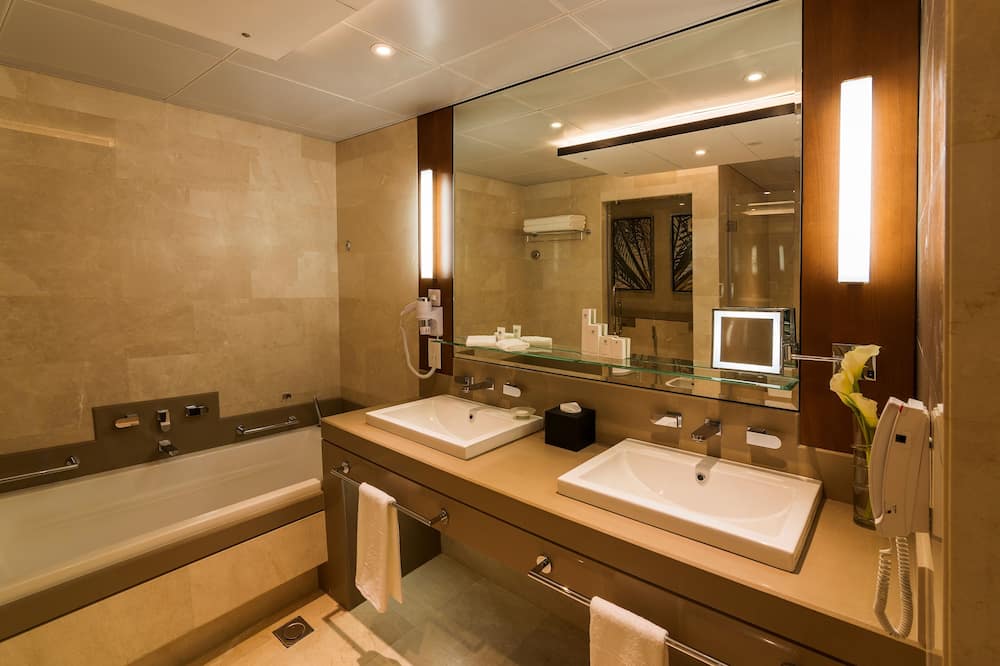 Ayla Grand Hotel 写真