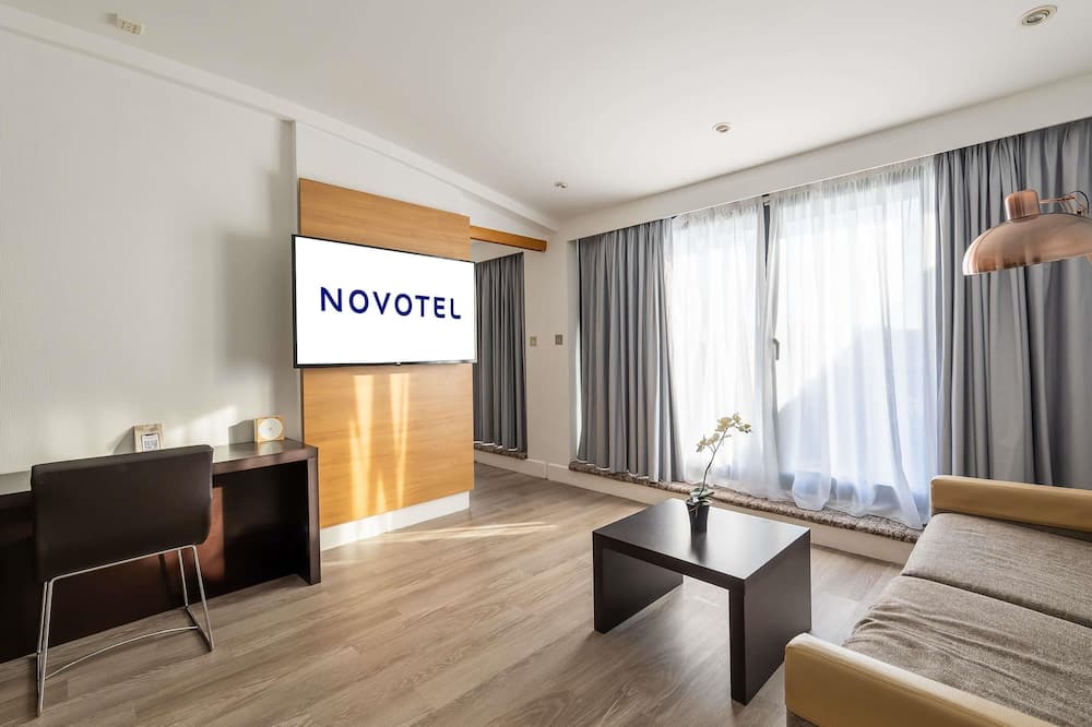 ノボテル カーディフ センター ホテル 写真