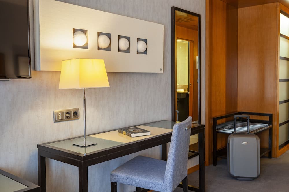 Hotel Macia Real De La Alhambra. 写真