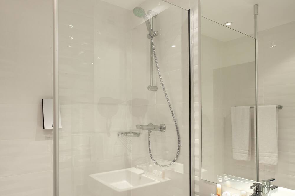 Holiday Inn Lille Ouest Englos By IHG 写真
