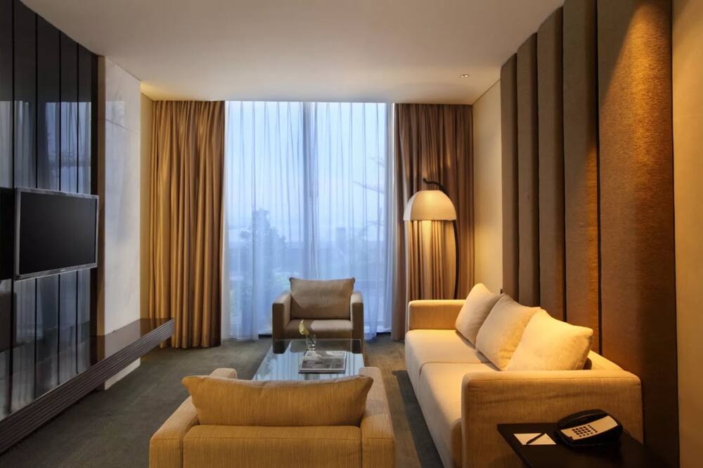 ポー ホテル スマラン 写真