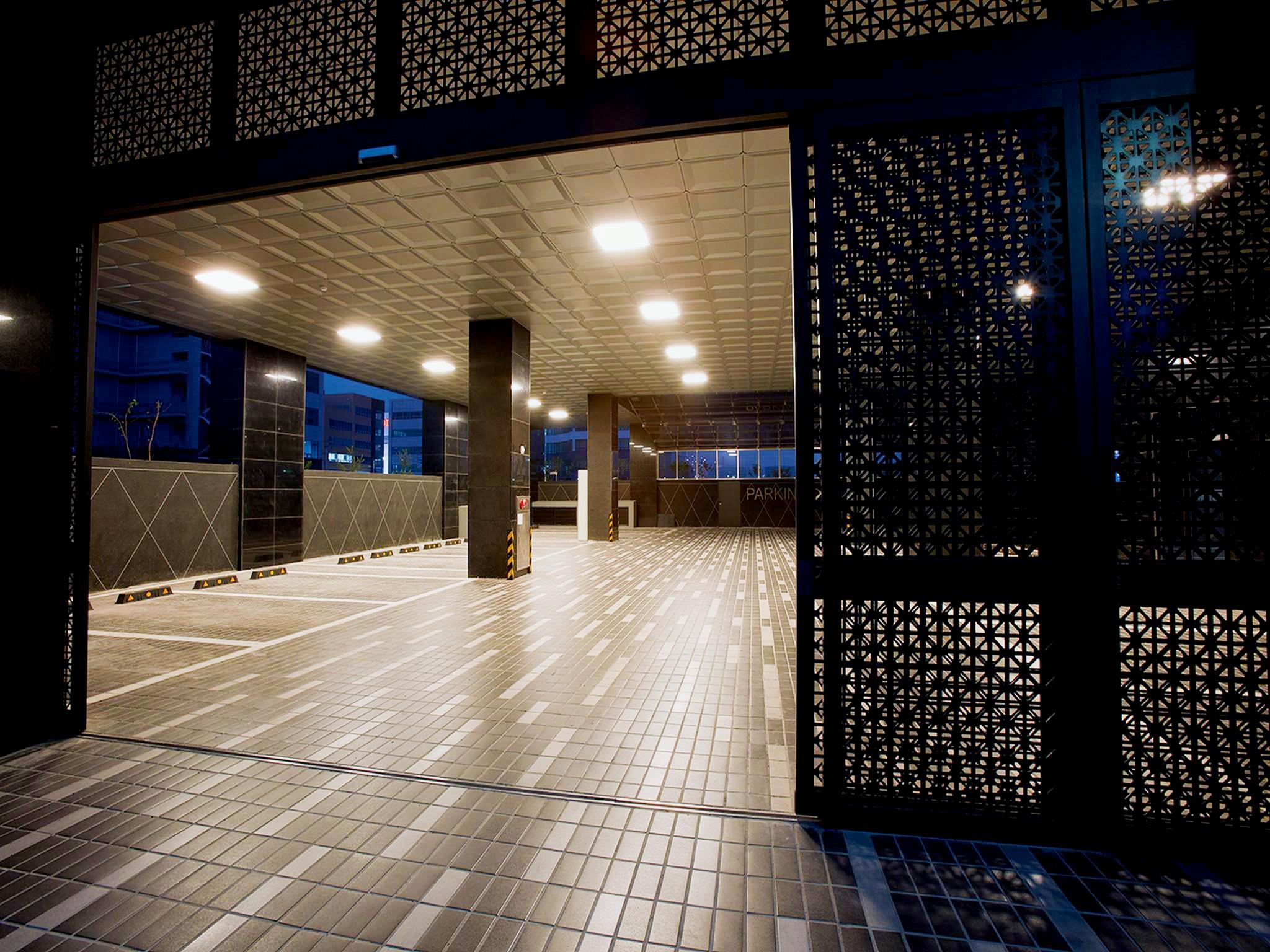 ホテル ウォンテッド 写真