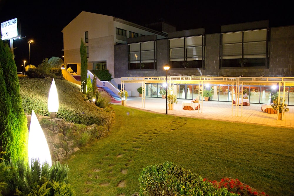 Hq ラ ガレリア 写真