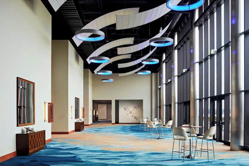 デルタ ホテルズ プリンス エドワード 写真