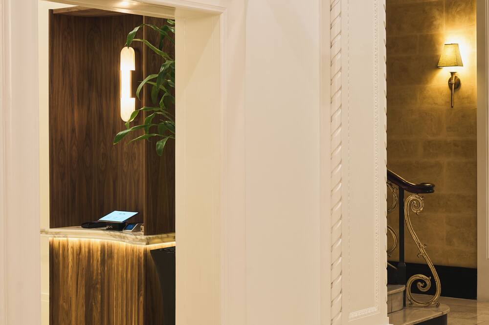 ラスクハウス サービスアパートメント 写真