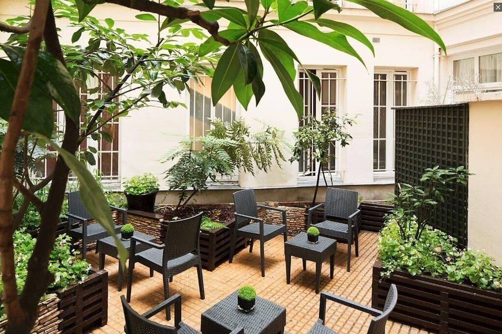 ホテル クイーン メアリー 写真