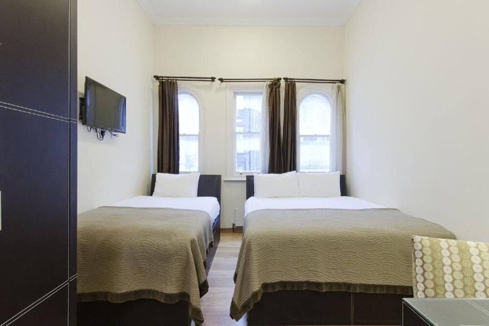 ザ ロイヤル チュラン ハイド パーク ホテル 写真