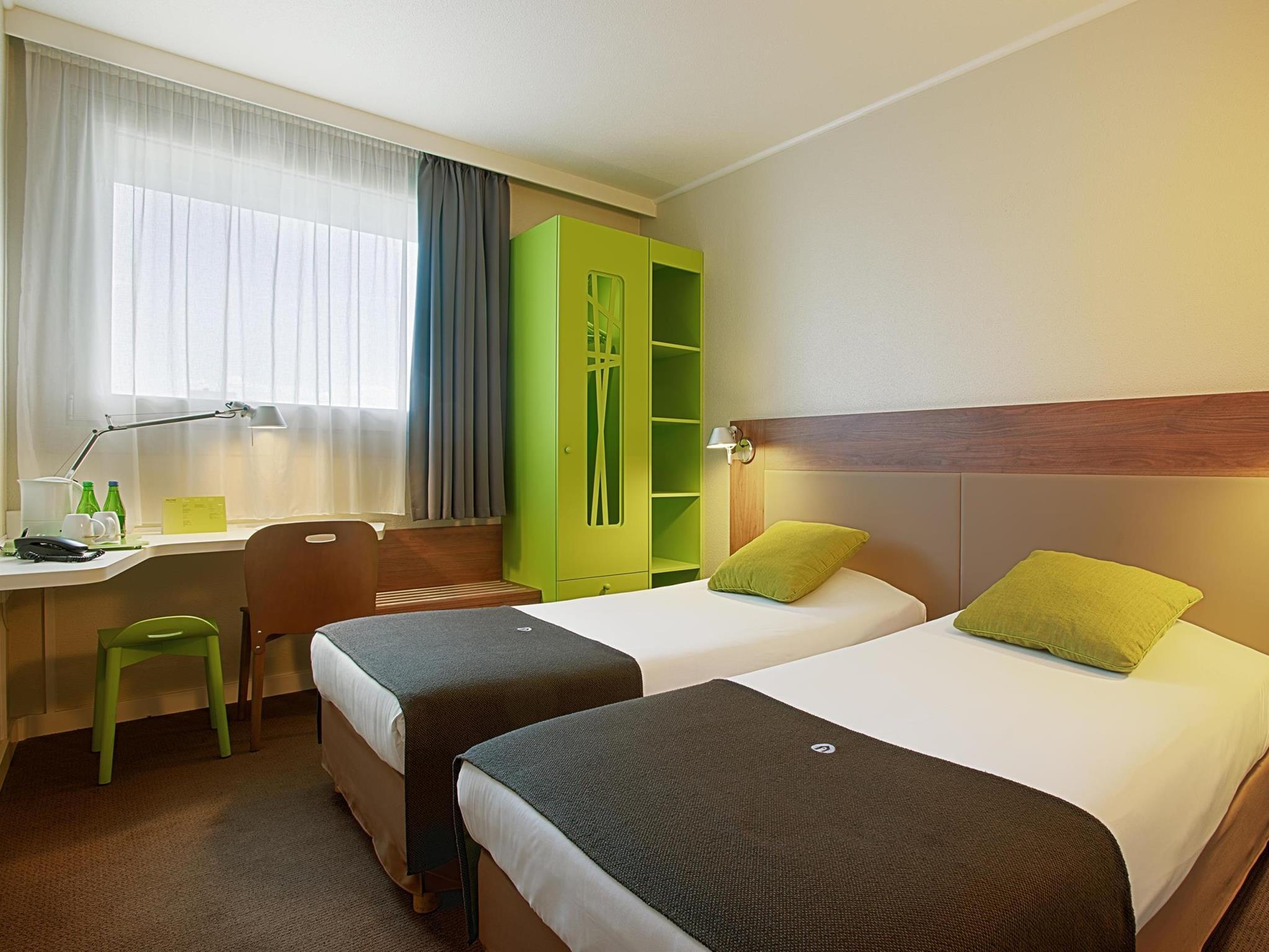 カンパニール プライム ワルシャワ セントラム 写真