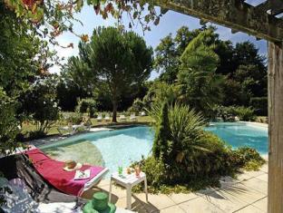 ラ ロズレ オテル レストラン 写真