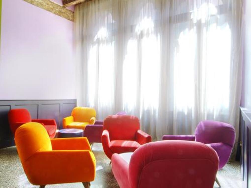 ホテル カ ズスト 写真