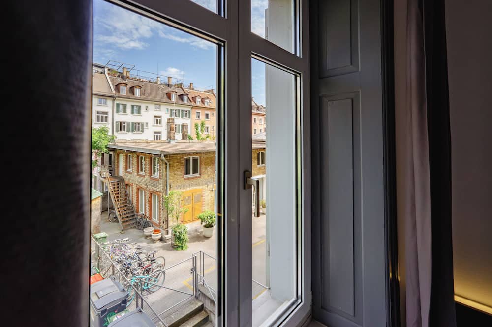 イージーホテル チューリッヒ シティ センター 写真