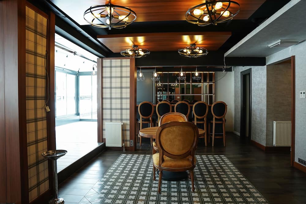 エナジー ホテル 写真