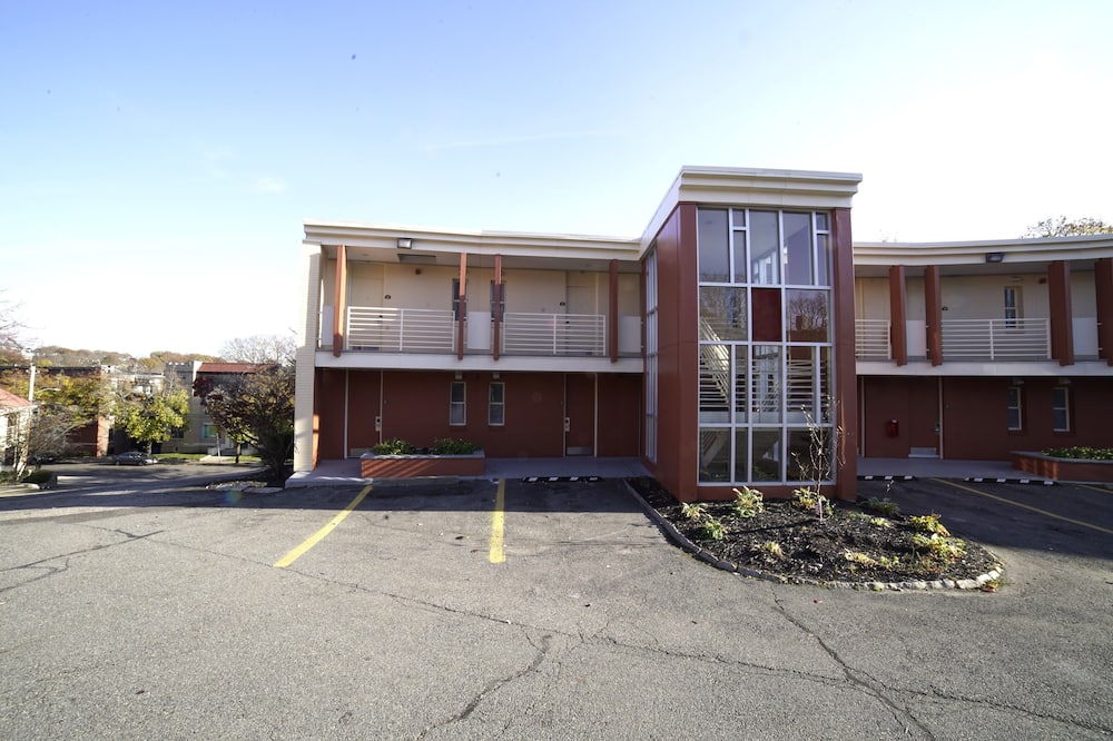 ホテル ボストン 写真