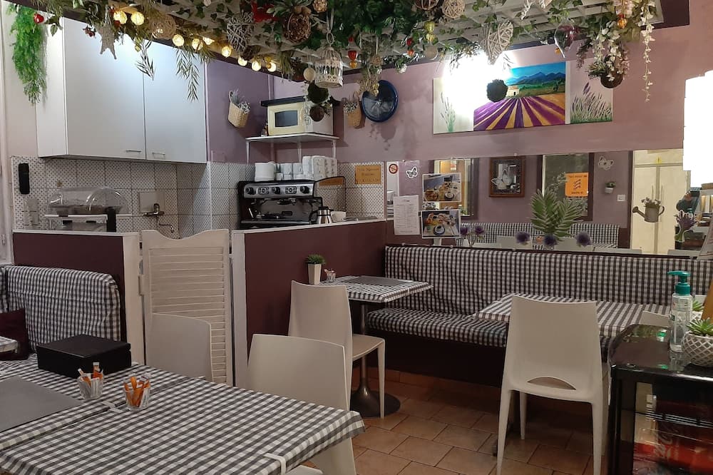 ホテル ミニョン 写真